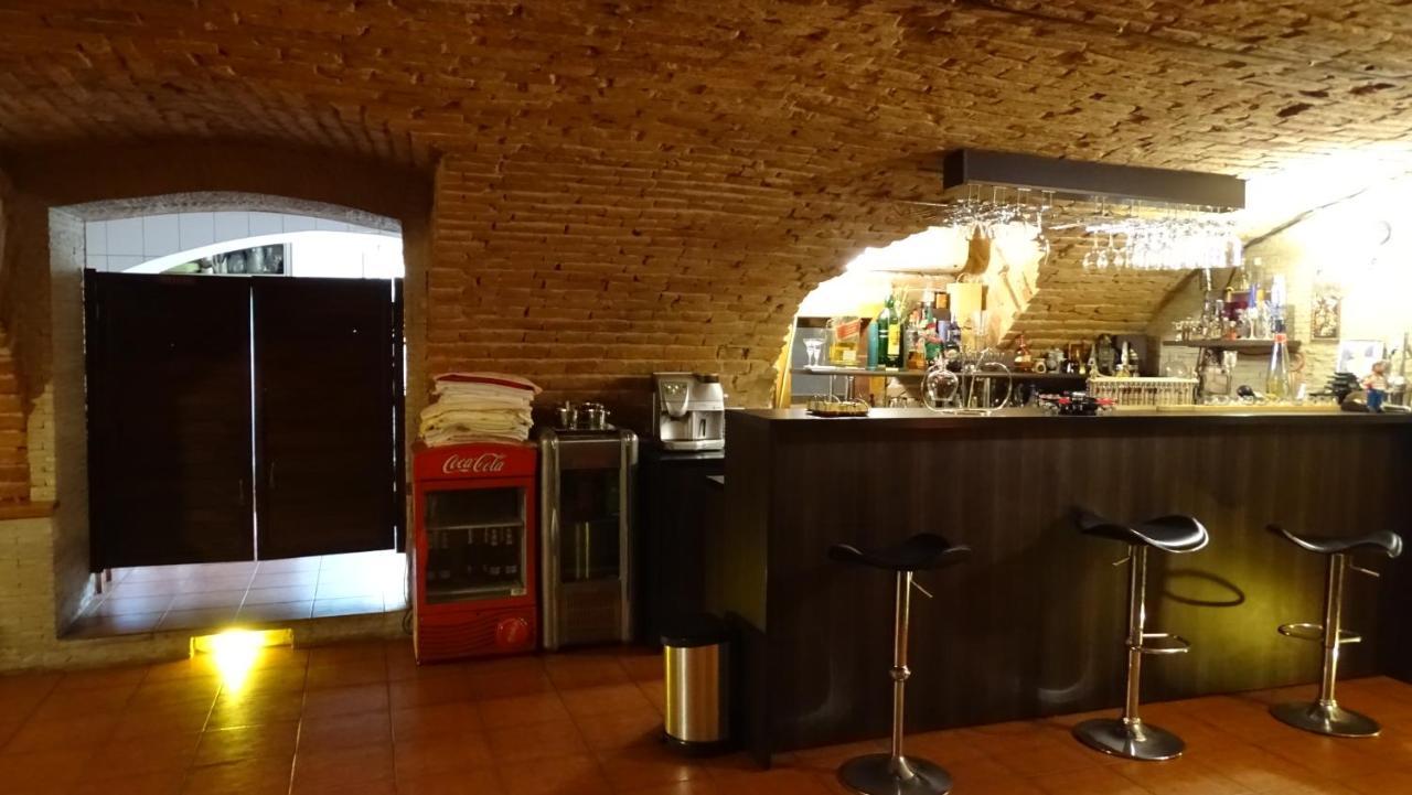Casa Elysee Hotel Deva Ngoại thất bức ảnh