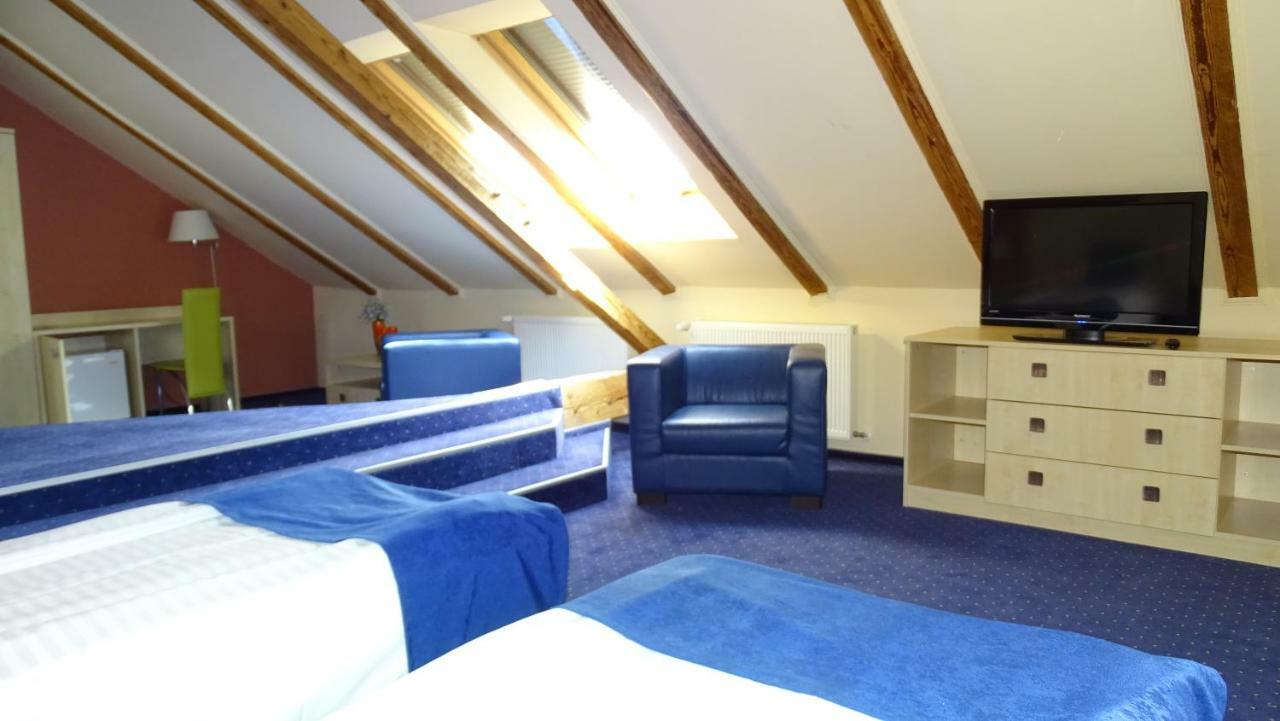 Casa Elysee Hotel Deva Ngoại thất bức ảnh